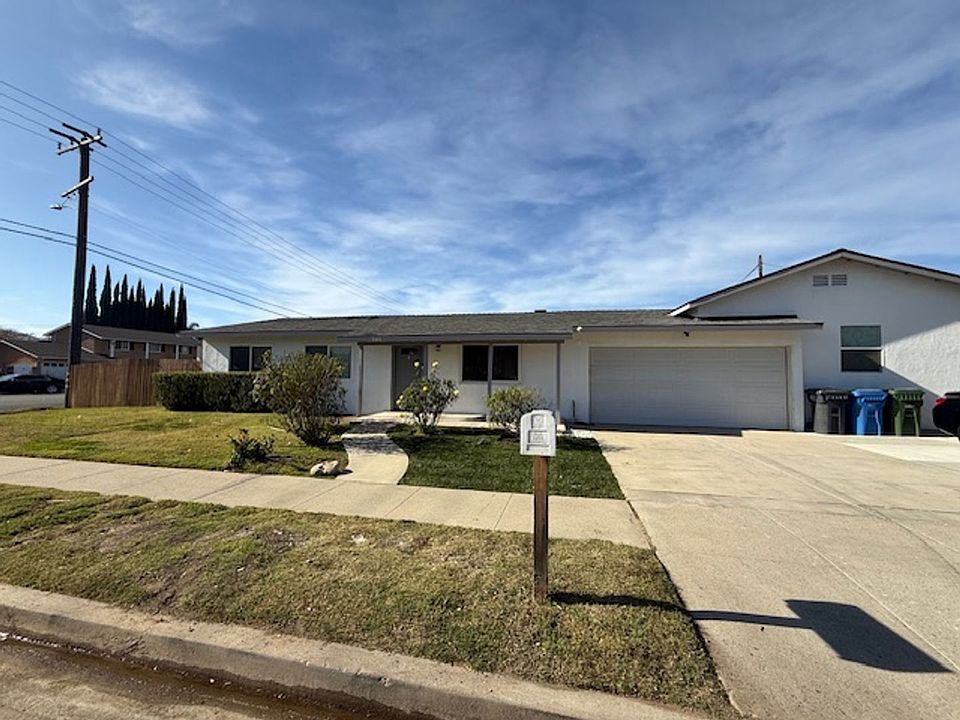 1st image of 2491 Royal Ave