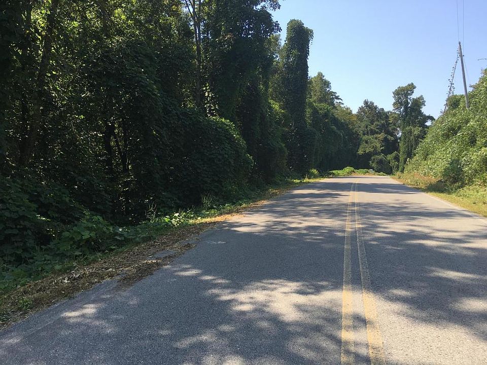 2nd image of 456 Caney Valley Rd