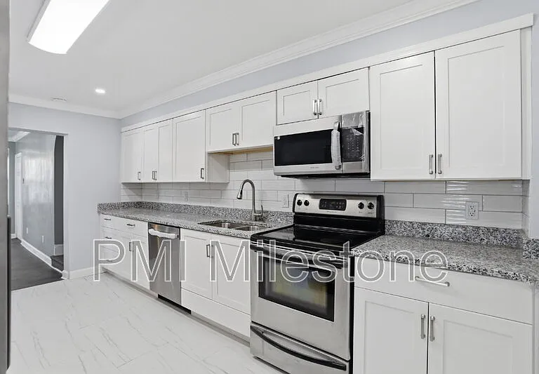805 Mulberry Ave — Photo 10