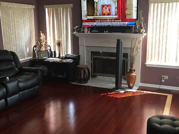 4th image of 239 Cummings Dr