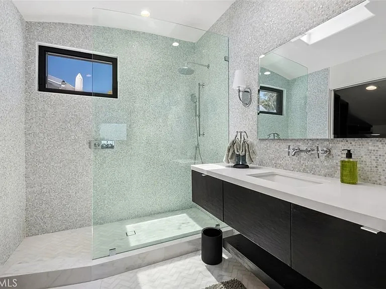 31868 Circle Dr — Photo 23
