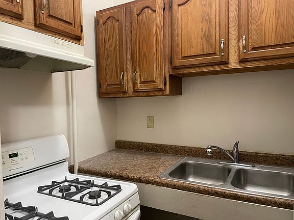5th image of 536 North Ave #11