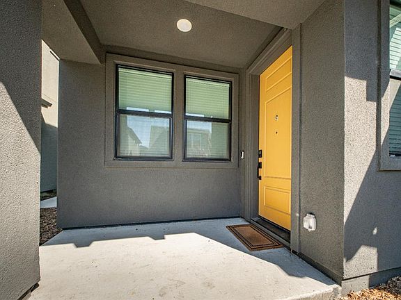 3rd image of 1586 Waterside Lane