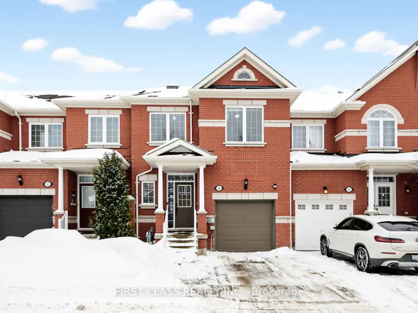 8 Townwood Dr #36, Richmond Hill, ON L4E 4X9