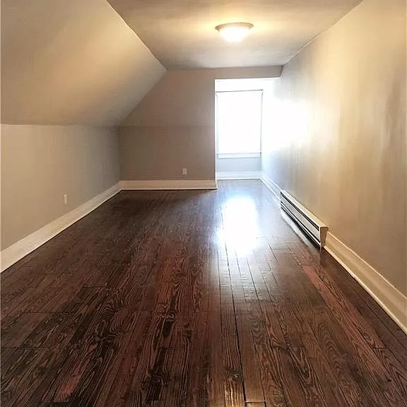 696 Main St — Photo 11