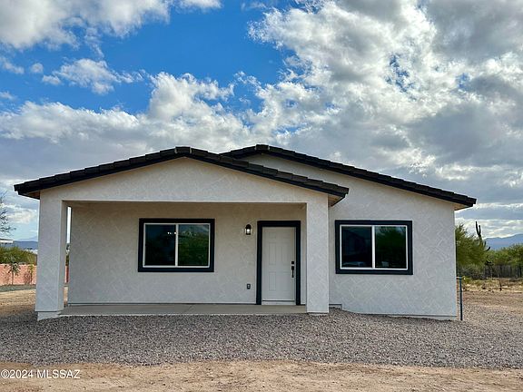 2nd image of 8125 W Silver Flower Pl