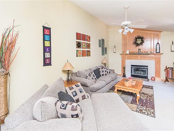 4th image of 3573 Shelton Ln