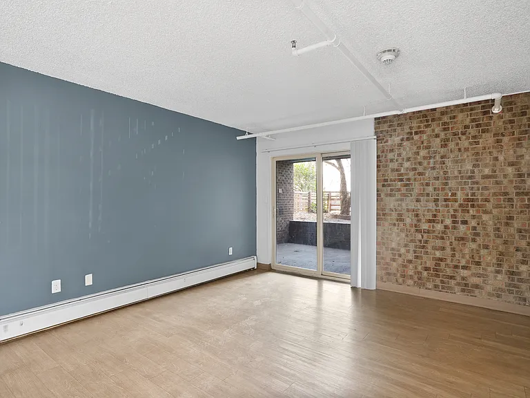 Nest on 30th Income Restricted Apartments — Photo 11
