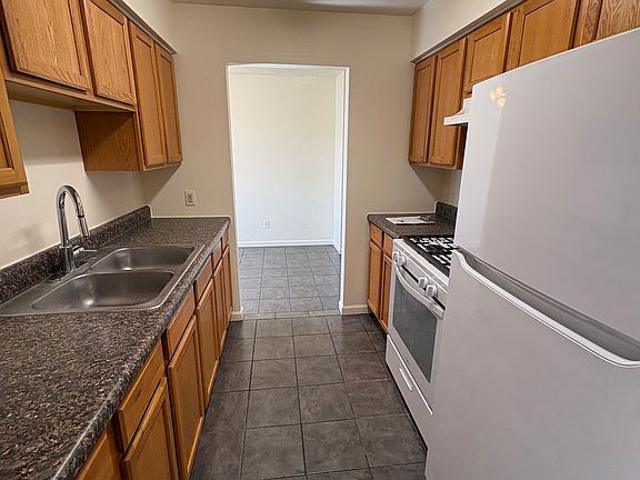 2nd image of 2612 John L St