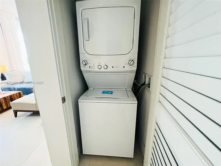 4111 S Ocean Dr #205 — Photo 30