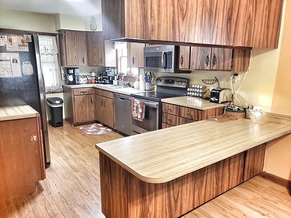 5th image of 207 E 4th St Lot 69