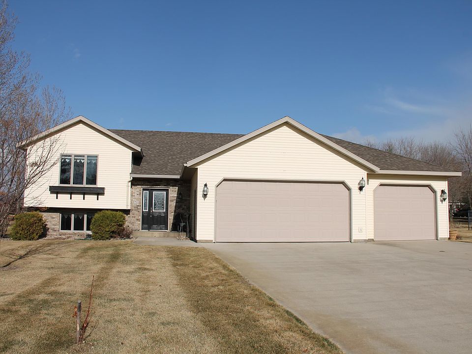 1st image of 2711 County Road 120 NE