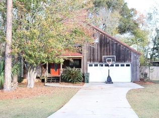 1042 Basswood Rd, Douglas, GA 31535