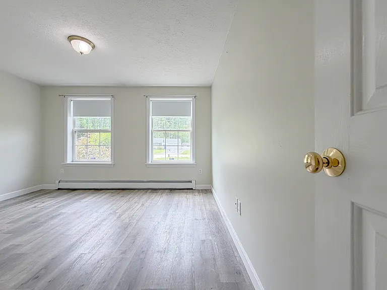 9 Dakota Dr — Photo 7