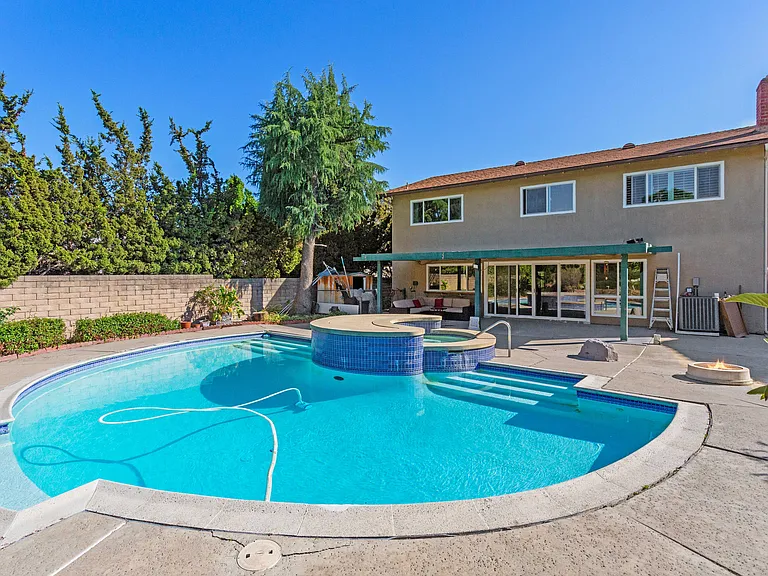 1428 Spruce Tree Dr — Photo 27