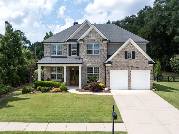 358 Spotted Ridge Cir, Woodstock, GA 30188