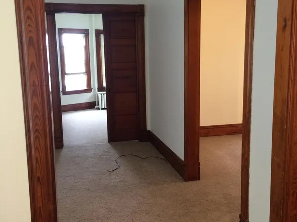 213 E Mill St #A, Owatonna, MN 55060