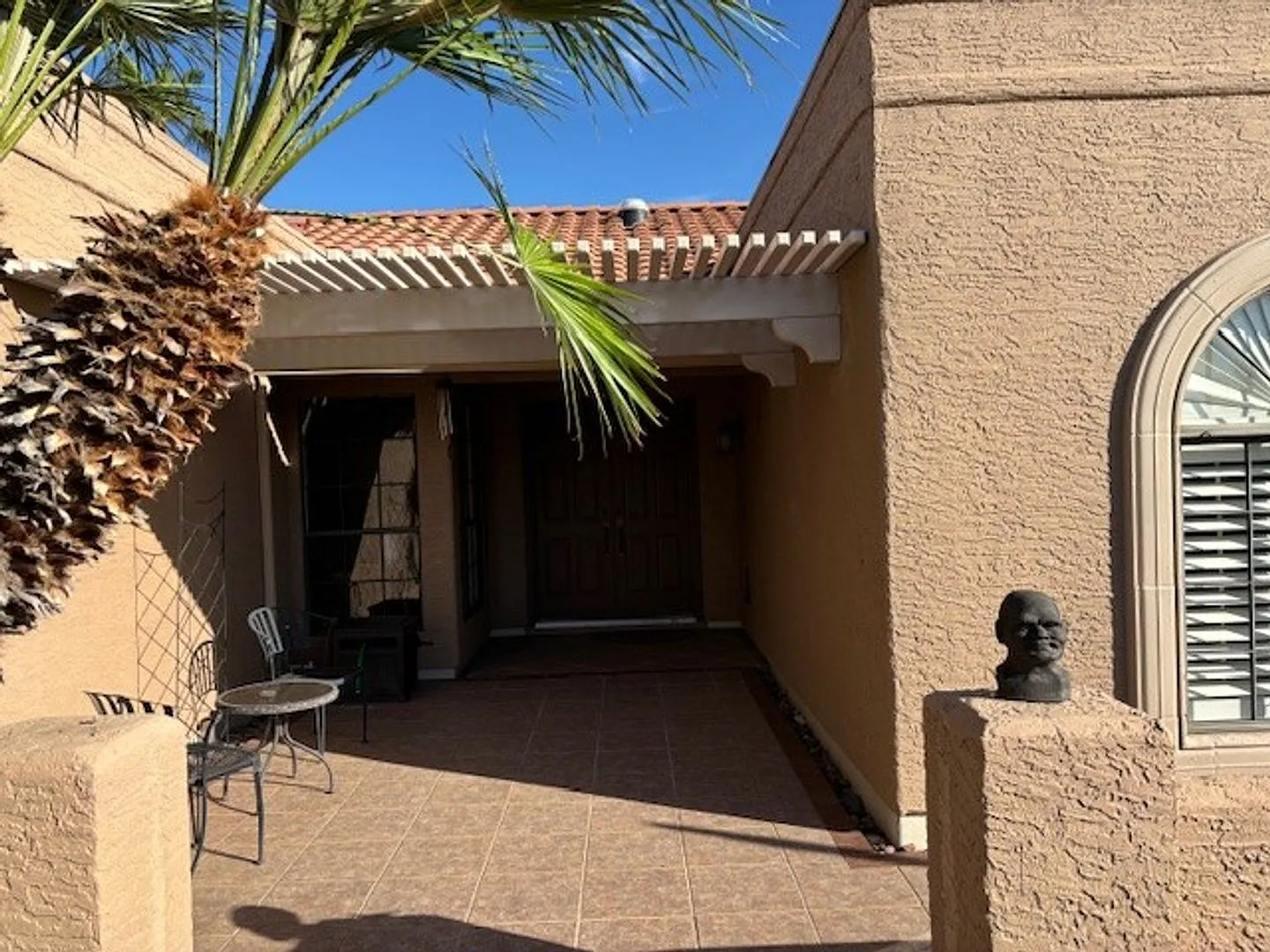 Welcome to this amazing updated 2 bedroom, 2 bathroom home available April & May then September &... — Photo 4