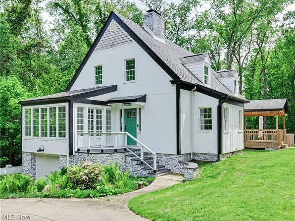 3246 Stimson Rd, Barberton, OH 44203
