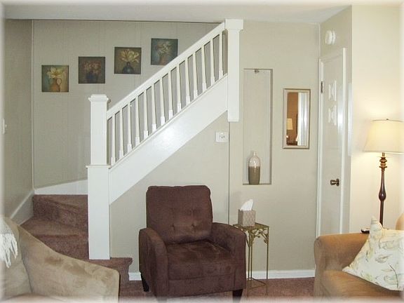 3rd image of 2652 Benton St