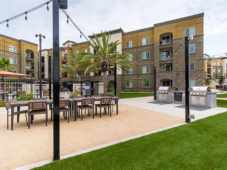 Talavera Apartments — Photo 16