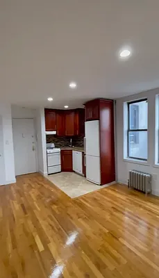 Rented by Hagstrom Management Inc | media 8