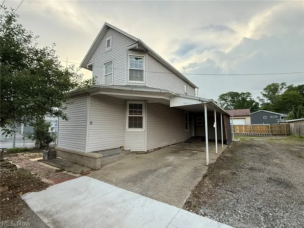 11 Sherman St, Dennison, OH 44621
