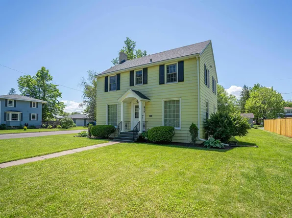 810 E 8th St, Superior, WI 54880