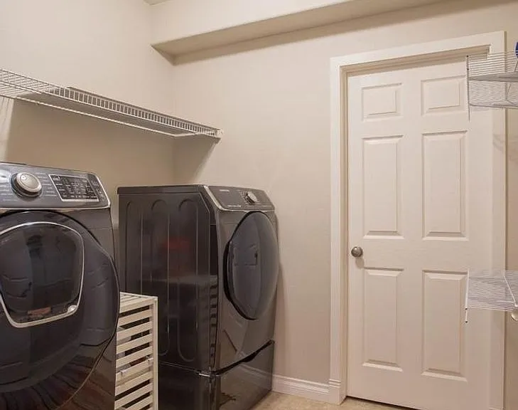 5206 Laree Ct — Photo 36