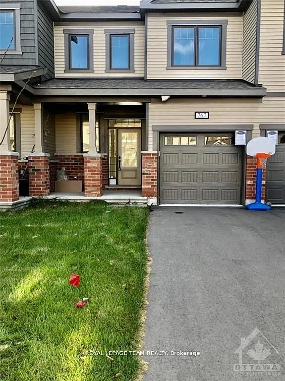 3 bed, $2,600 — Photo 1