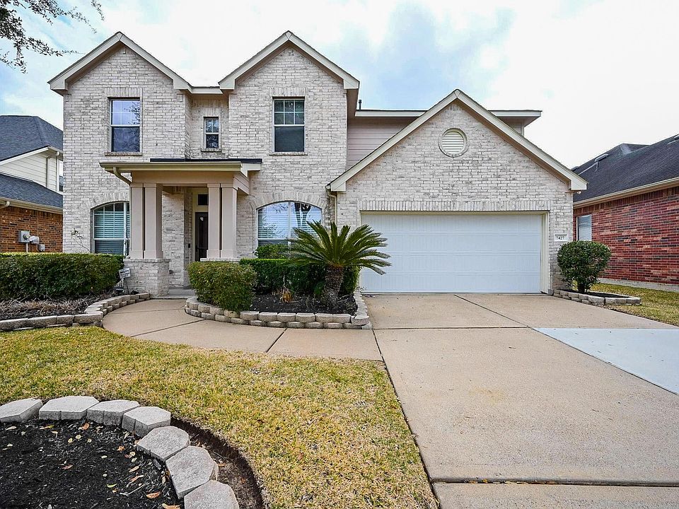 1st image of 7427 Chathan Glen Ln