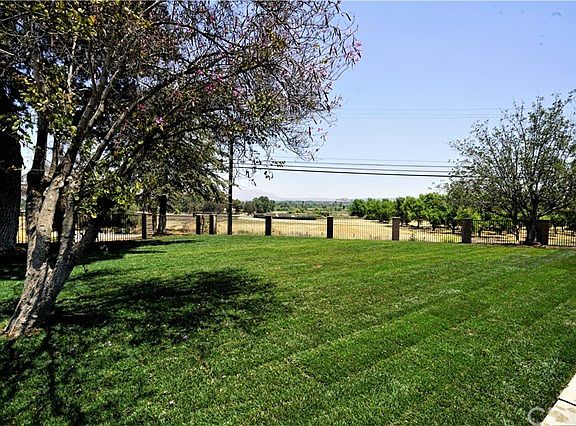 3rd image of 6033 Jodie Ln