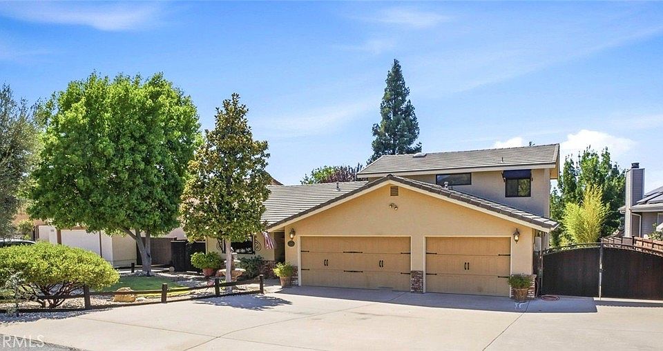 1st image of 1695 Southfork Pl