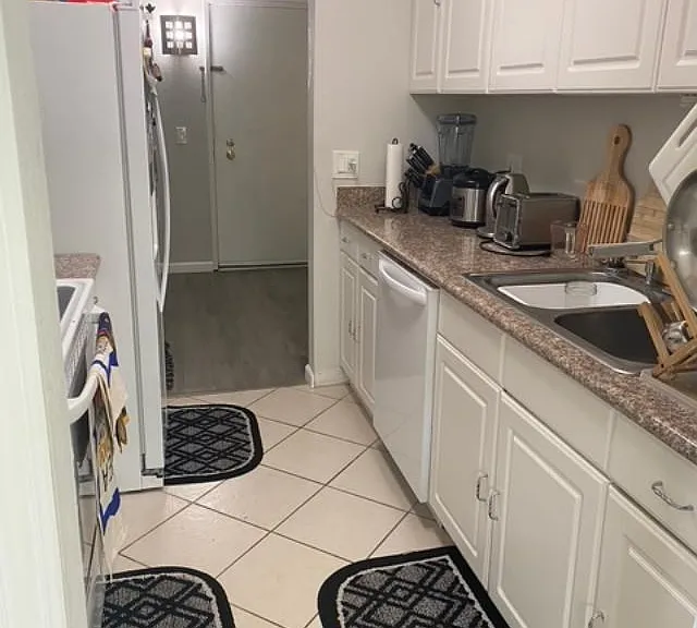 360 N Civic Dr #411 — Photo 5