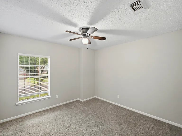 8130 Sunny Ridge Dr — Photo 17