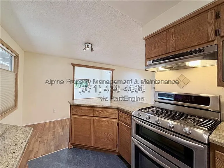 4670 SW 160th Ave — Photo 6