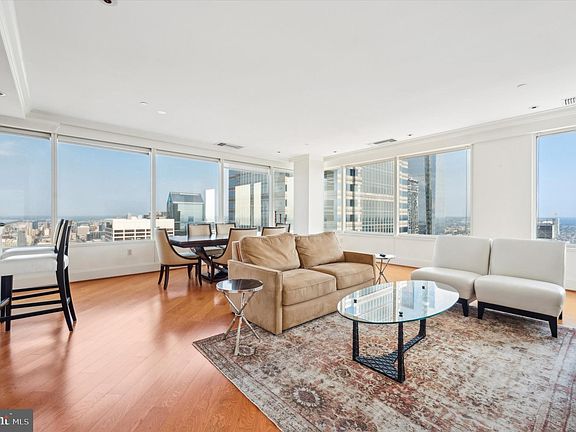 2nd image of 50 S 16th St Unit 4005