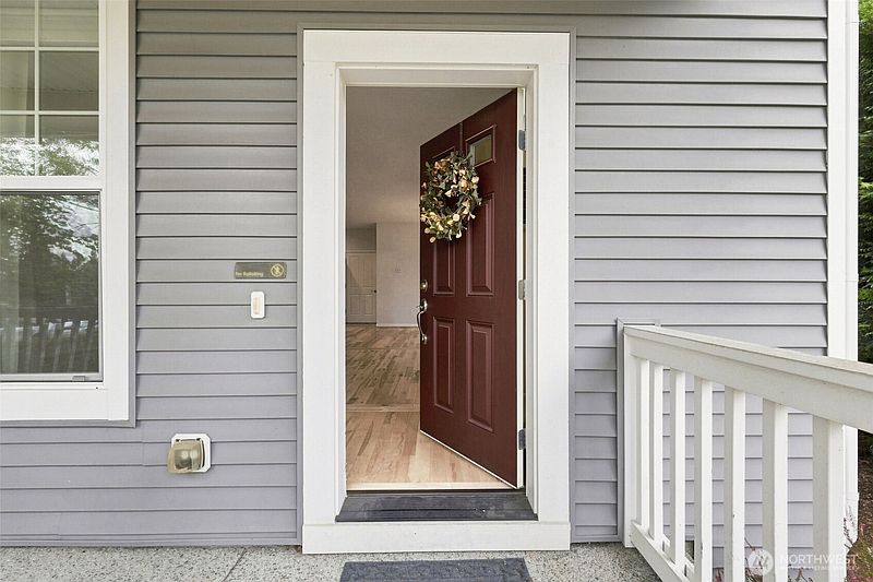5th image of 8381 21st Street NE