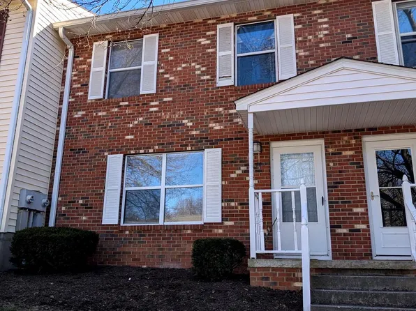 406 Janie Ln, Blacksburg, VA 24060