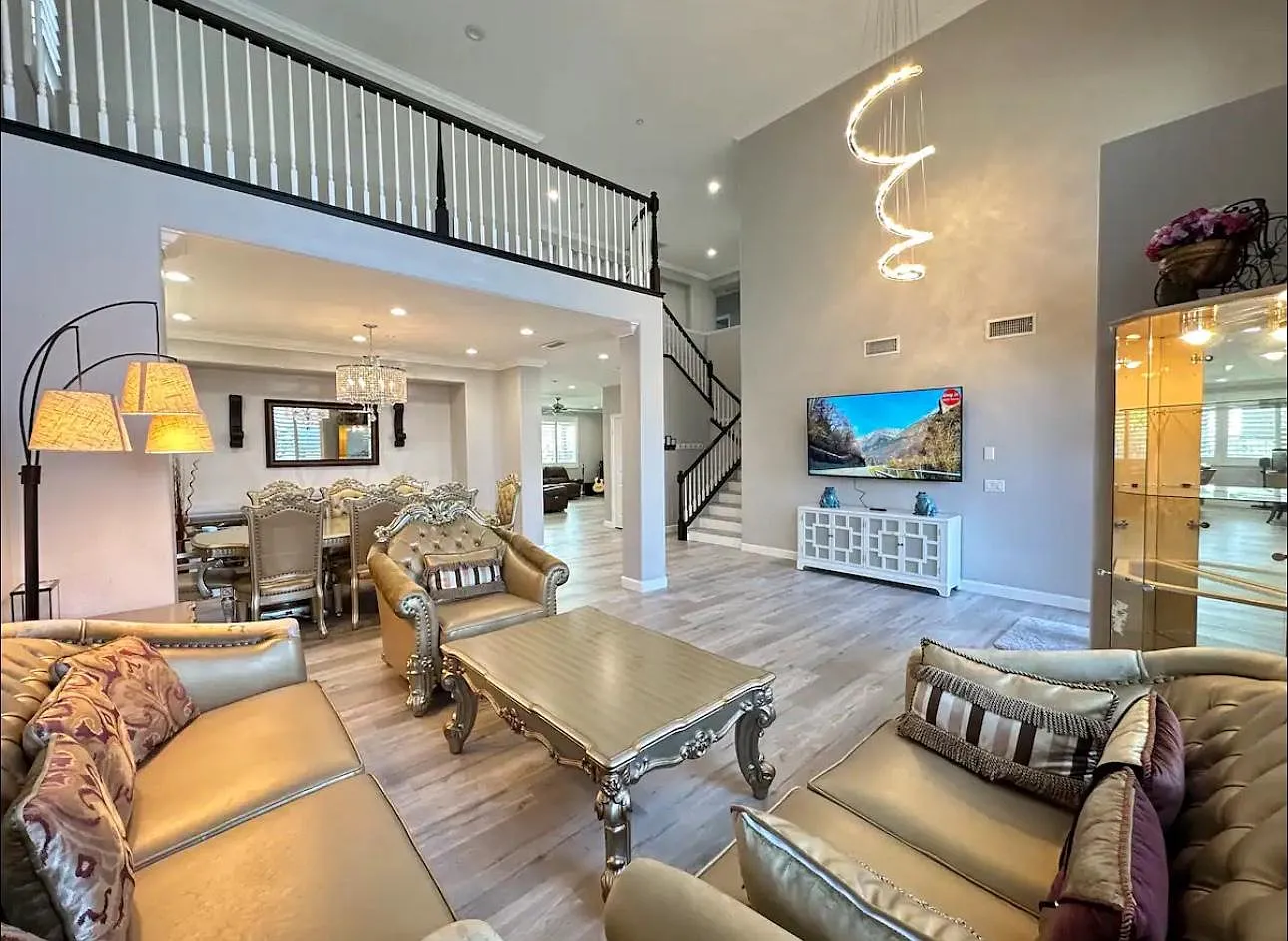 11496 Bridgeway Dr — Photo 4
