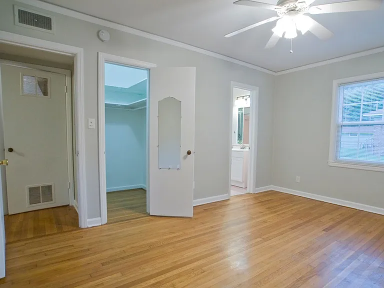 51 Columbus Dr #1 — Photo 10