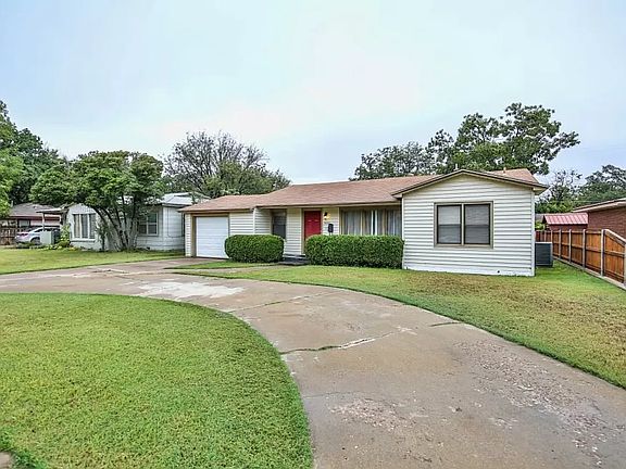 2nd image of 3408 38th St