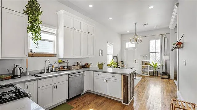 830 N White St — Photo 5