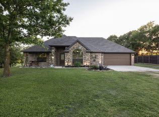 414 County Road 1927, Yantis, TX 75497