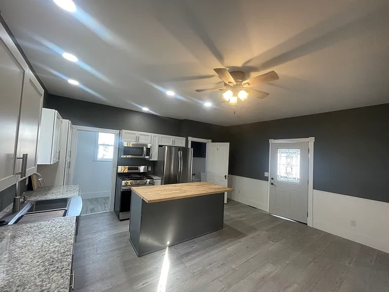 414 E Wheeler St — Photo 3