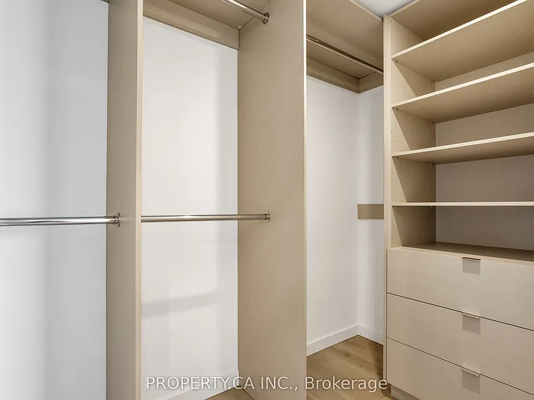 301 Keele St #3 — Photo 27