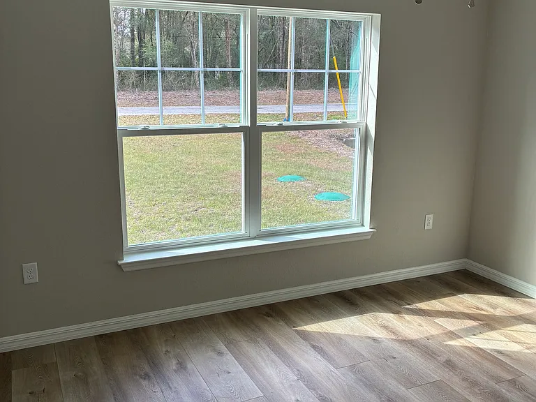 1631 W Hill Ln — Photo 10