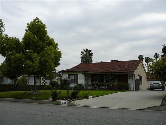 2nd image of 860 Coronado Dr