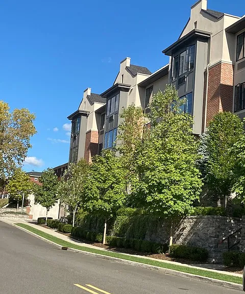 461 Palisades Blvd #306 — Photo 8