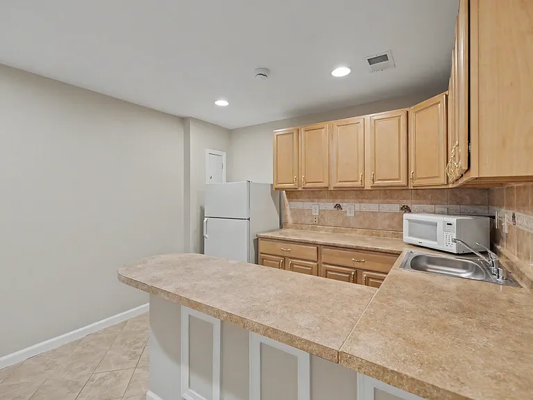 9625 Lindenbrook St — Photo 14